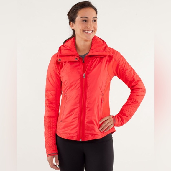 NWOT Lululemon Run: Bundle Up Jacket Love Red Luxtreme